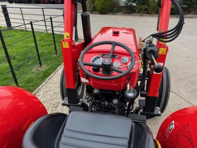 Massey Ferguson 230