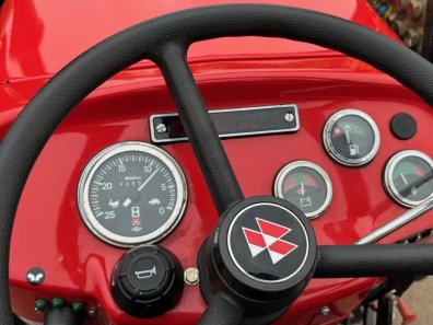 Massey Ferguson 230
