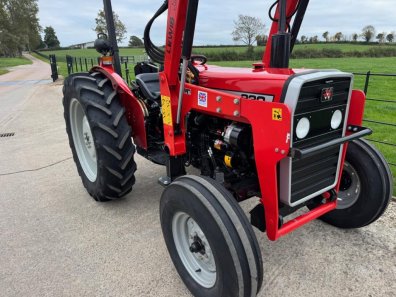Massey Ferguson 230