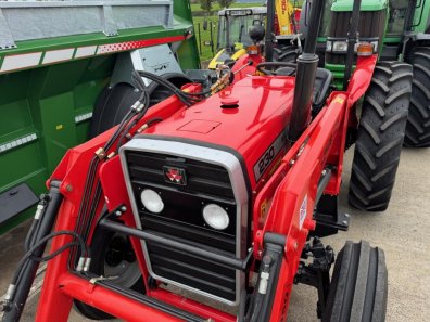Massey Ferguson 230