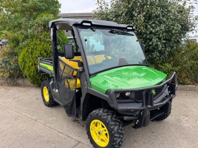 John Deere 865M Gator