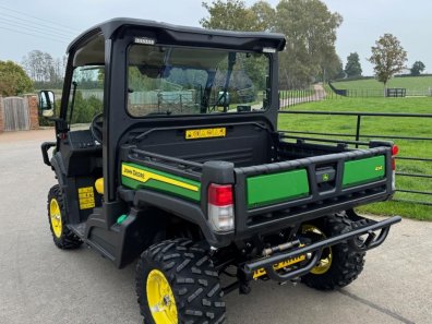 John Deere 865M Gator