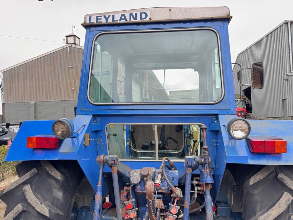 Leyland Synchro 272