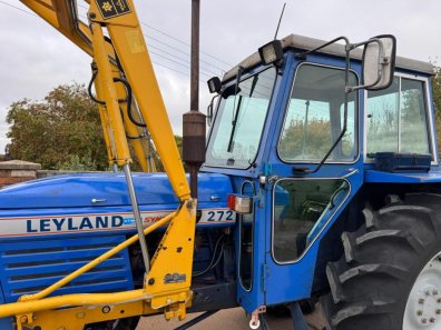 Leyland Synchro 272