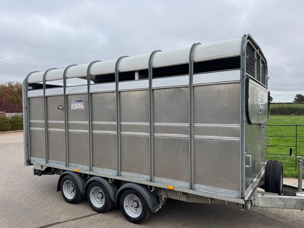 Ifor Williams DP 120S 14ft cattle trailer