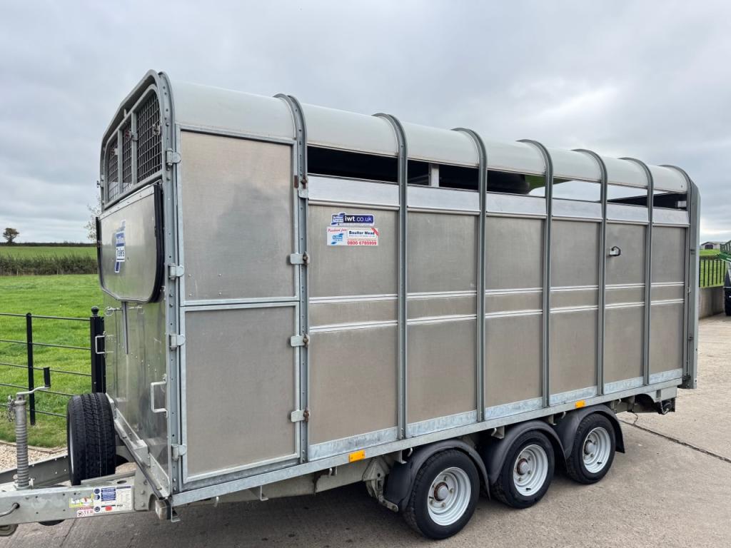 Ifor Williams DP 120S 14ft cattle trailer