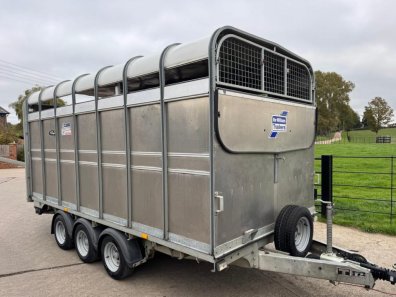 Ifor Williams DP 120S 14ft cattle trailer