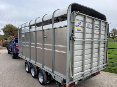 Ifor Williams DP 120S 14ft cattle trailer