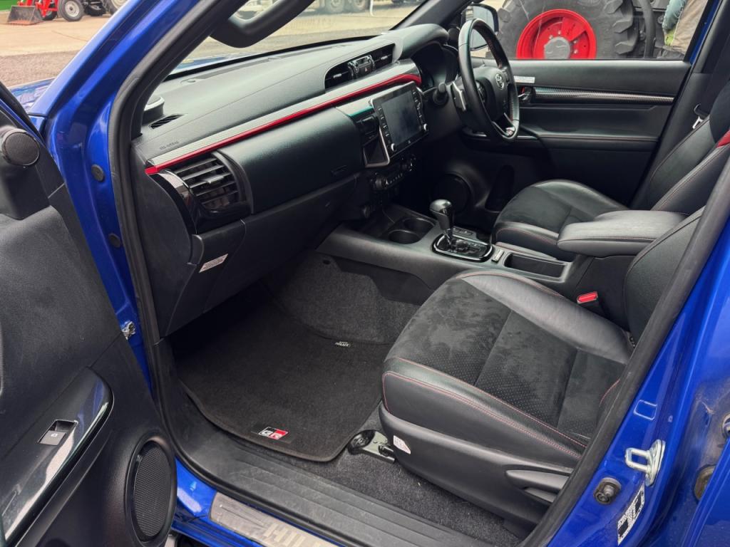 Toyota Hi-Lux GR Sport 2.8 diesel