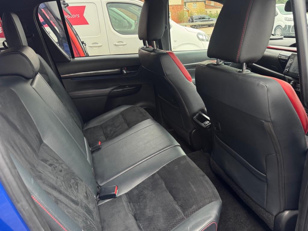 Toyota Hi-Lux GR Sport 2.8 diesel