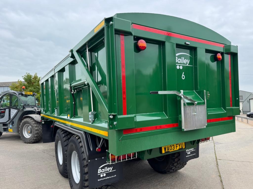 Bailey 16 ton TB grain trailer