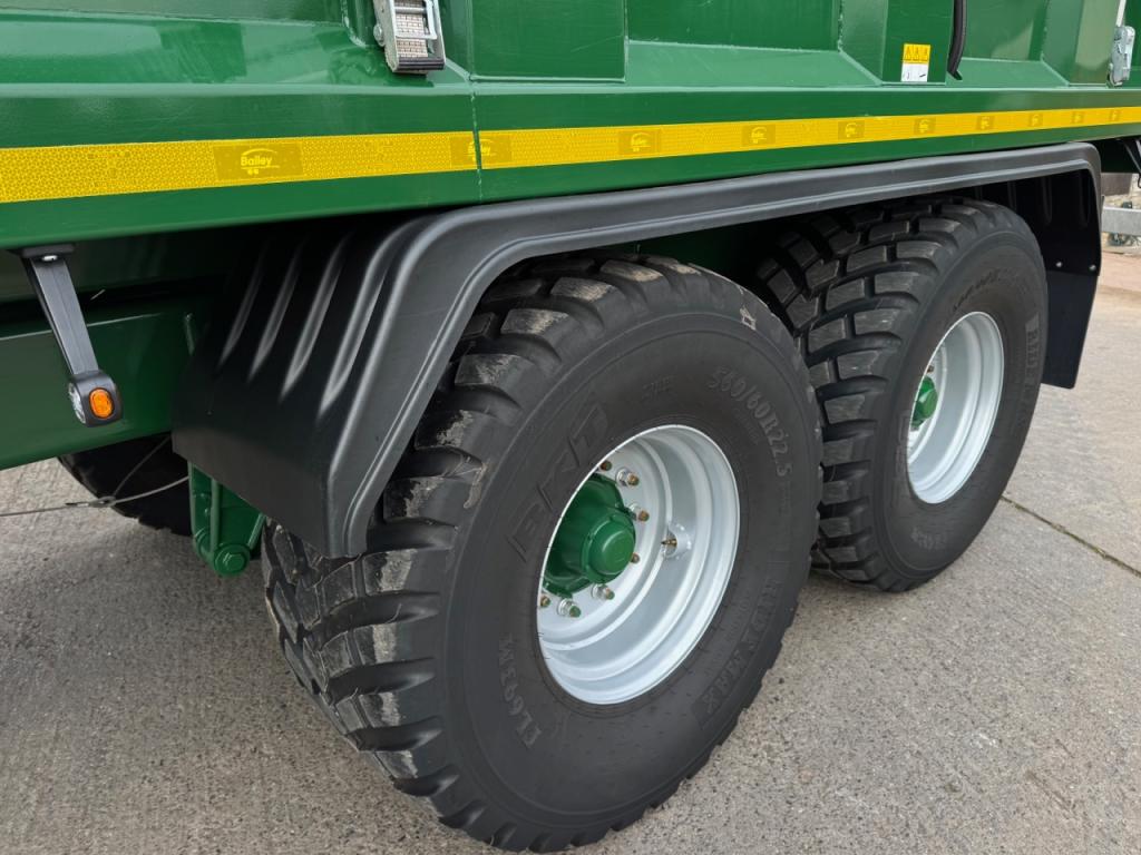 Bailey 16 ton TB grain trailer