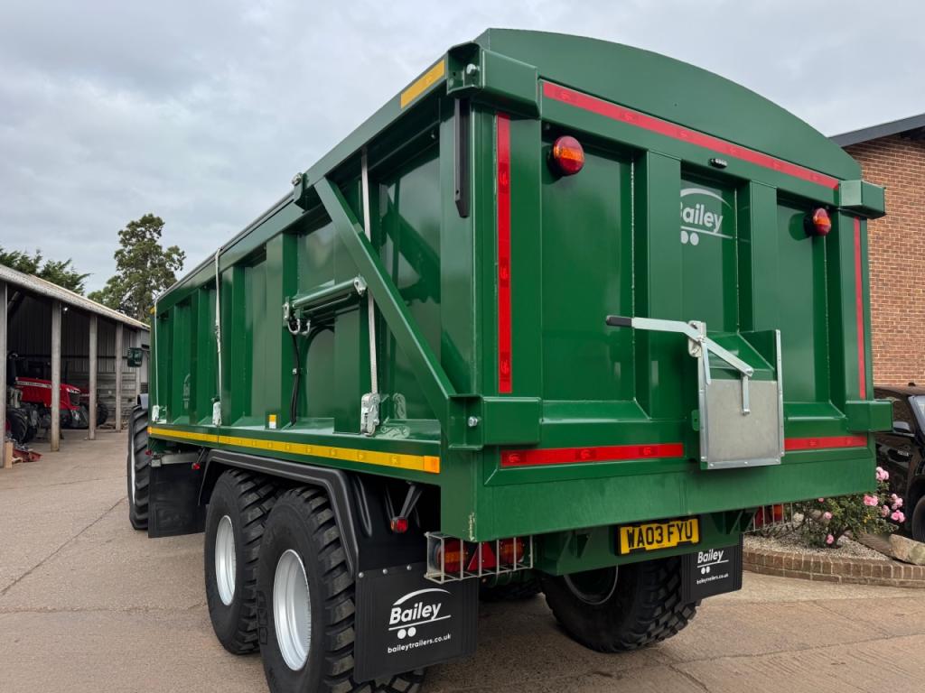 Bailey 16 ton TB grain trailer