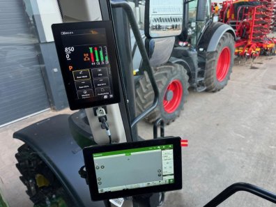 John Deere 6M 240