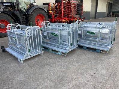 Condon Engineering sheep turn over crate