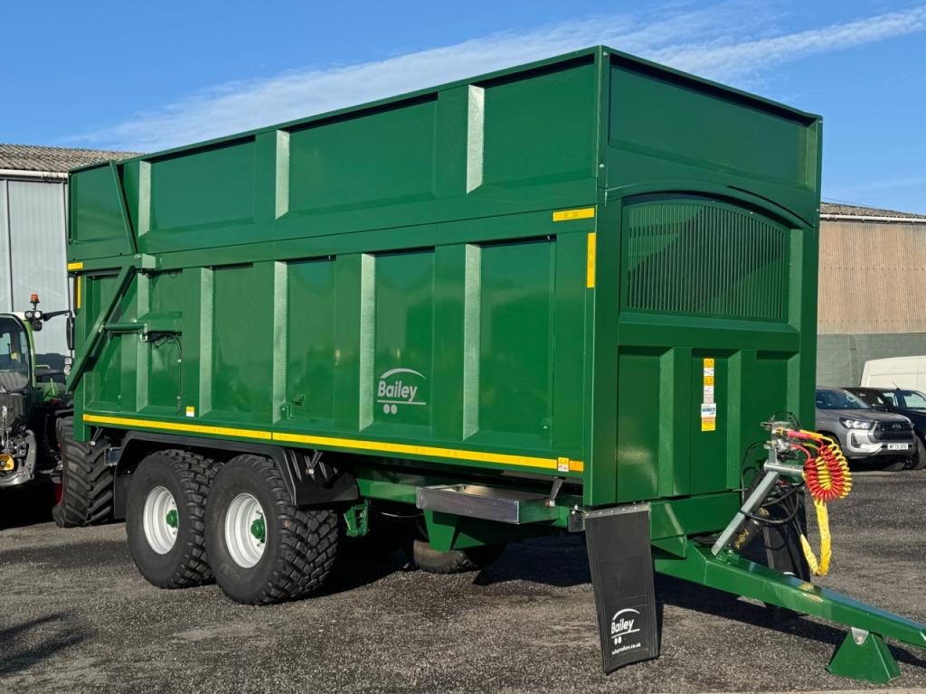 Bailey 16 ton TB silage trailer