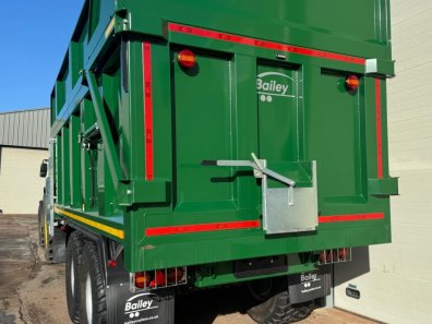 Bailey 16 ton TB silage trailer