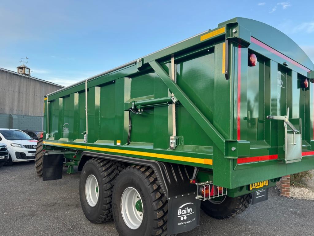 Bailey 16 ton TB grain trailer