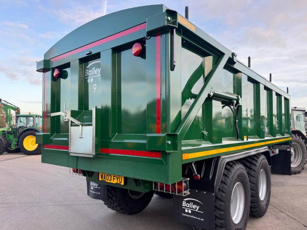 Bailey 16 ton TB grain trailer