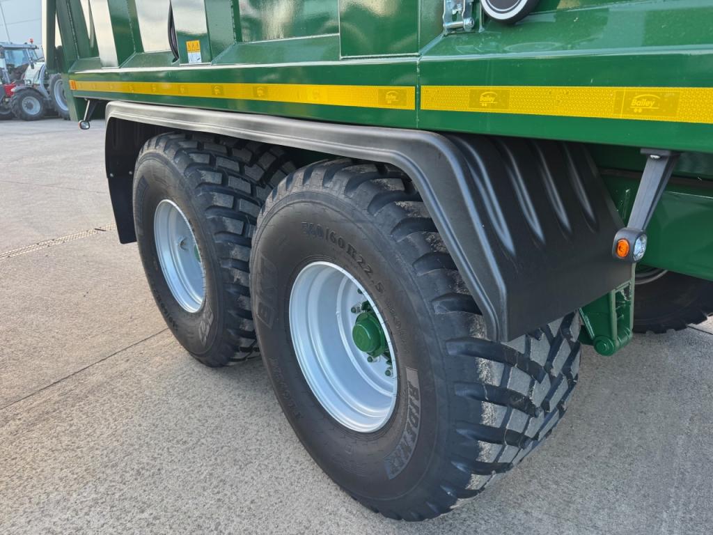 Bailey 16 ton TB grain trailer