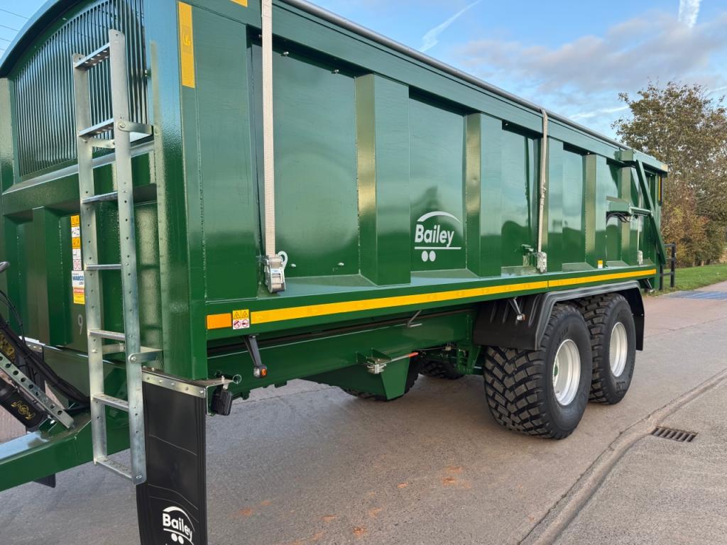 Bailey 16 ton TB grain trailer
