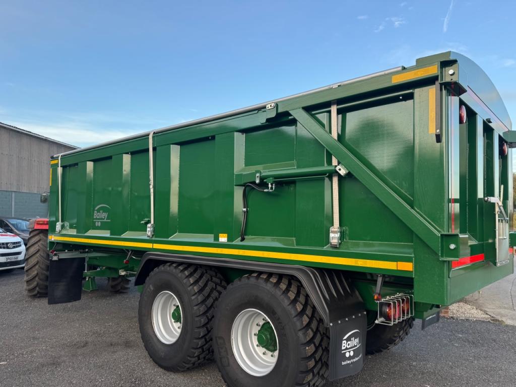 Bailey 16 ton TB grain trailer