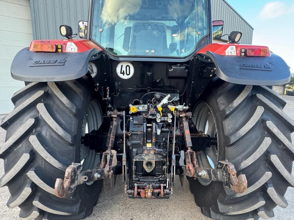 Case MX 135