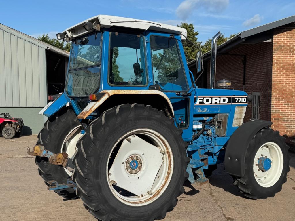 Ford 7710 Super Q