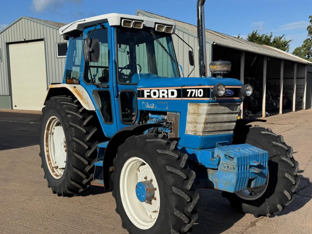 Ford 7710 Super Q