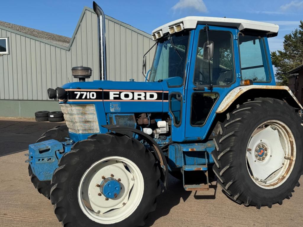 Ford 7710 Super Q