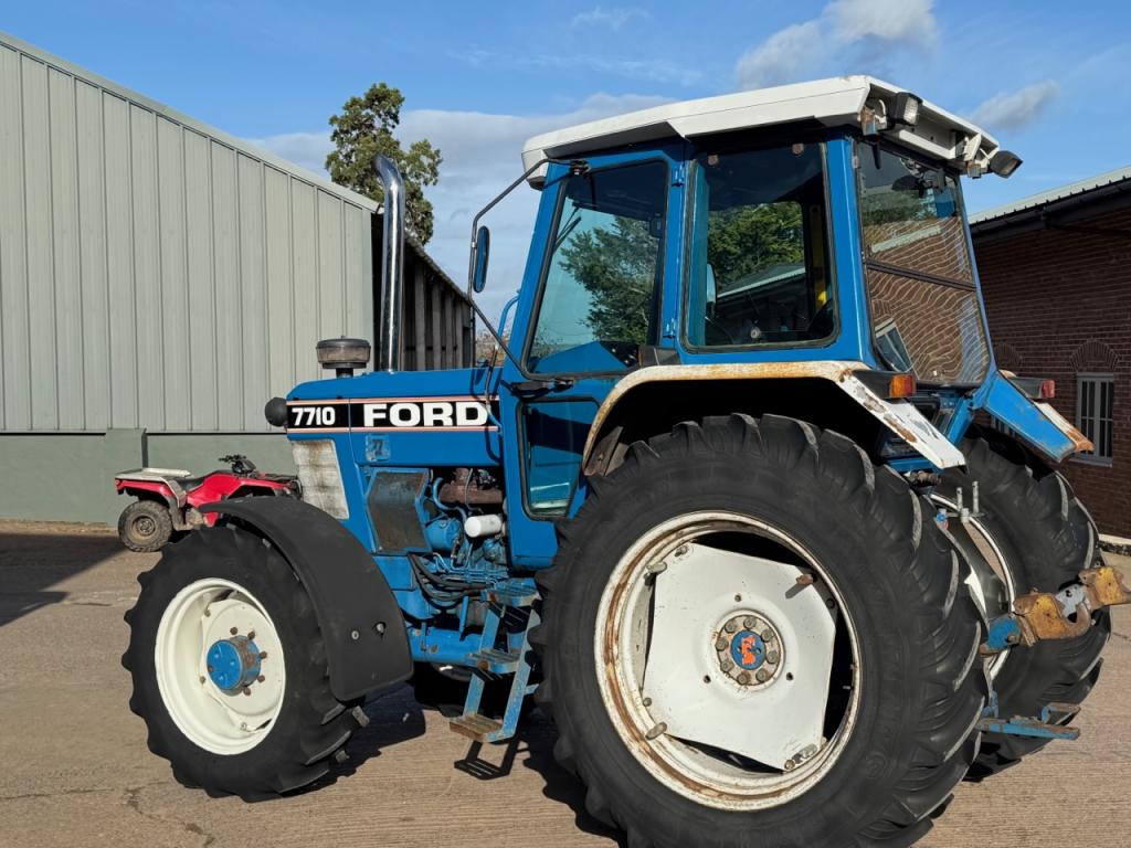 Ford 7710 Super Q