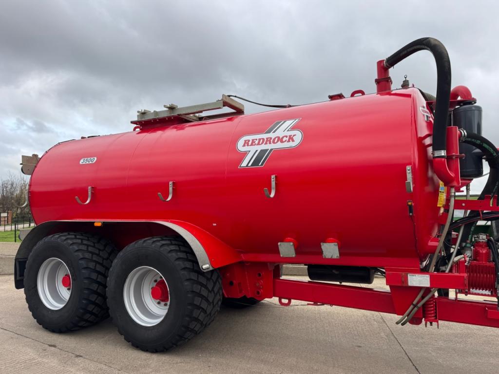 Redrock 3500 gallon tanker