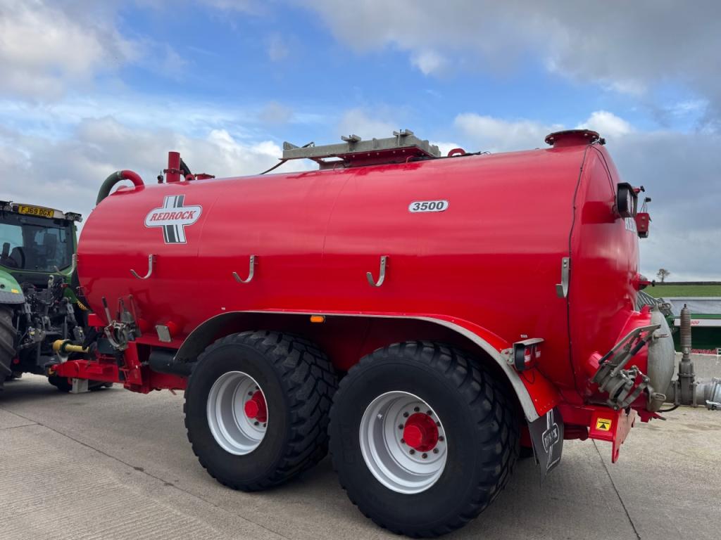 Redrock 3500 gallon tanker