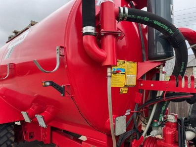 Redrock 3500 gallon tanker