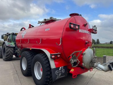 Redrock 3500 gallon tanker