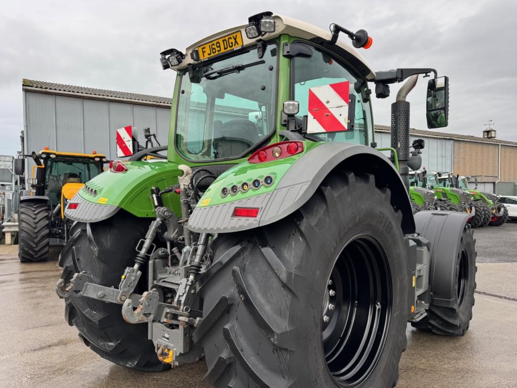 Fendt 724 Profi-Plus