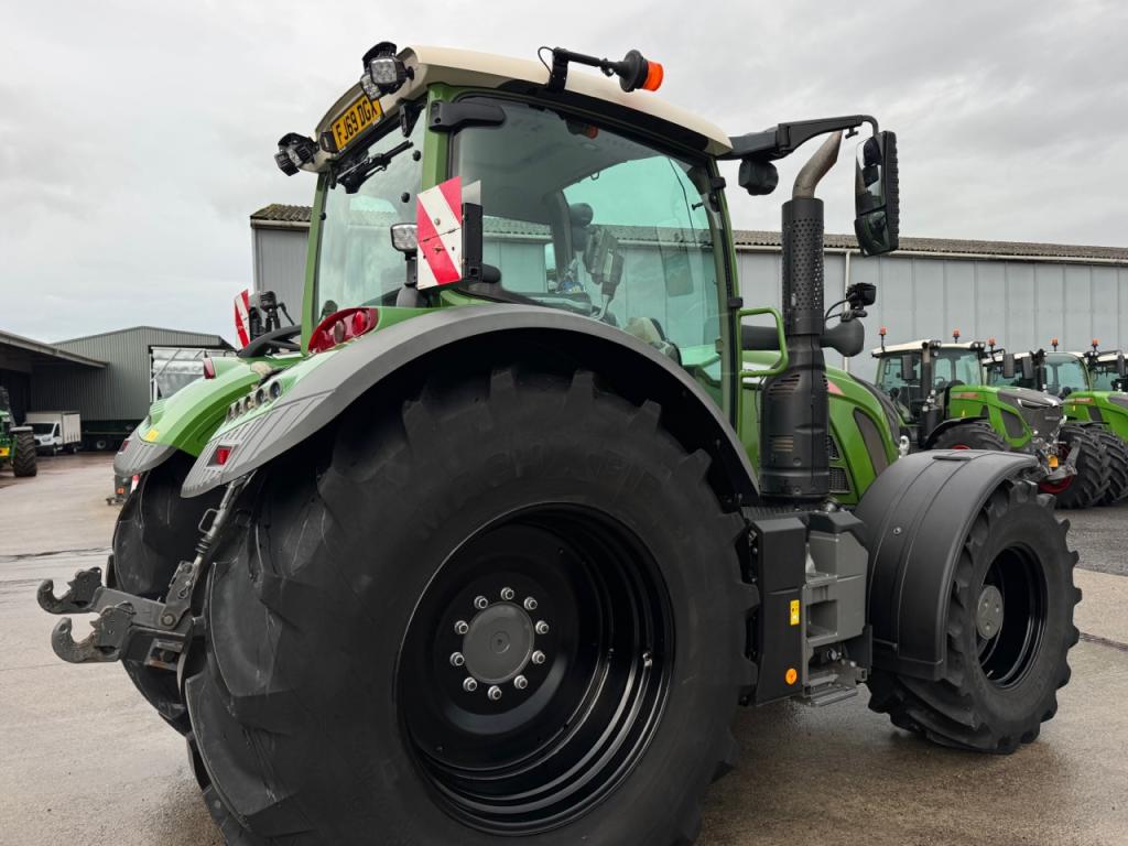 Fendt 724 Profi-Plus