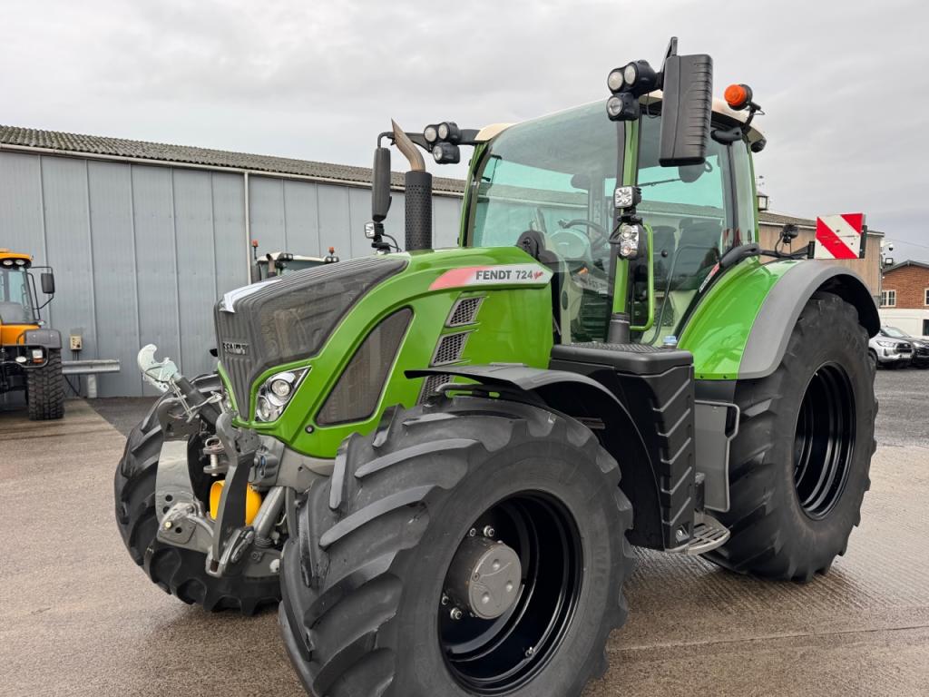 Fendt 724 Profi-Plus