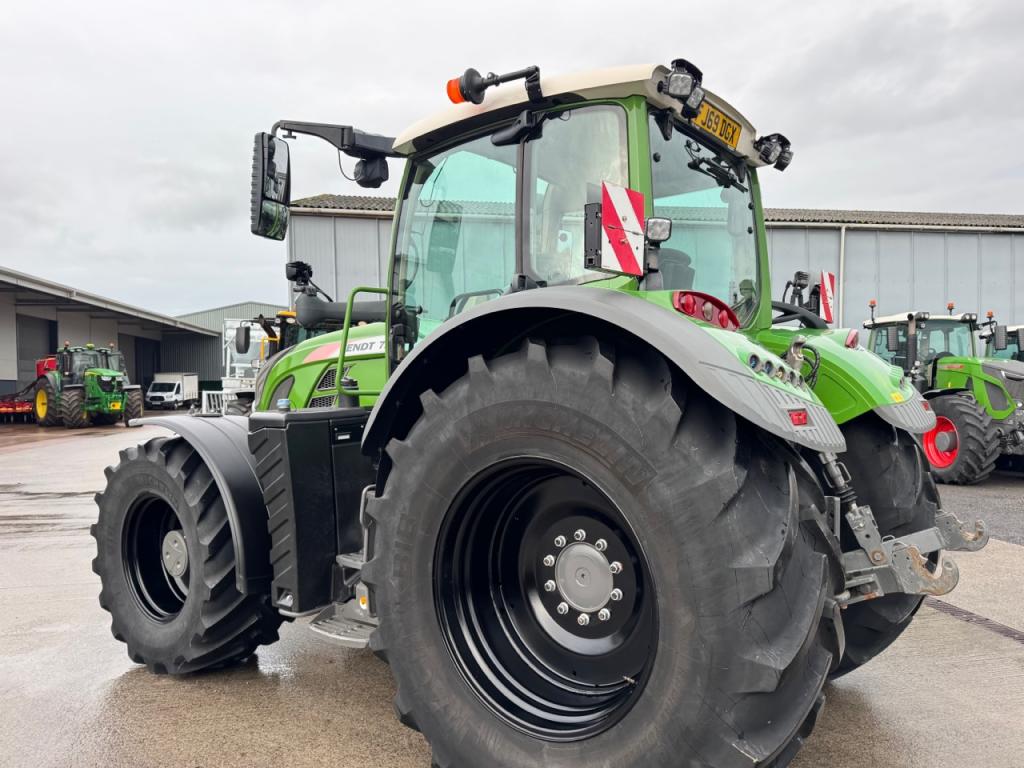 Fendt 724 Profi-Plus