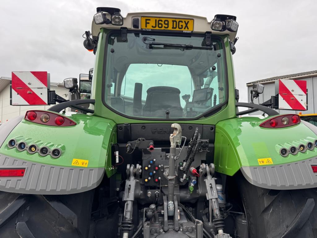 Fendt 724 Profi-Plus