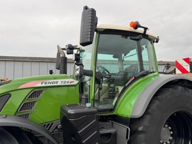Fendt 724 Profi-Plus