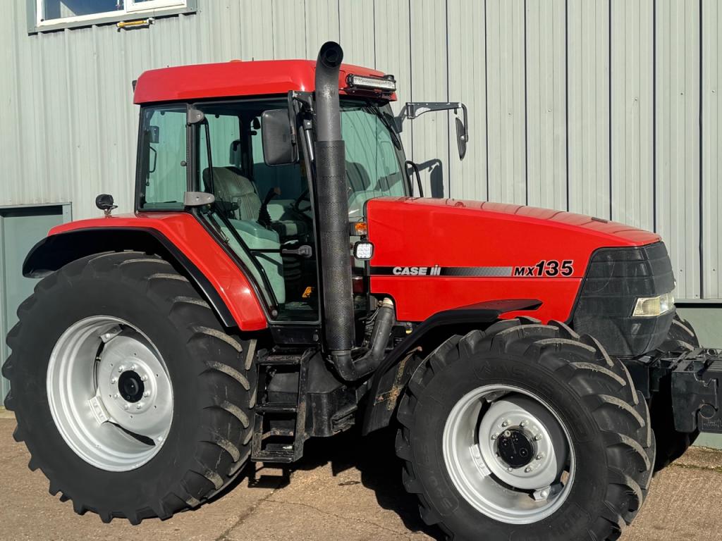 Case MX 135