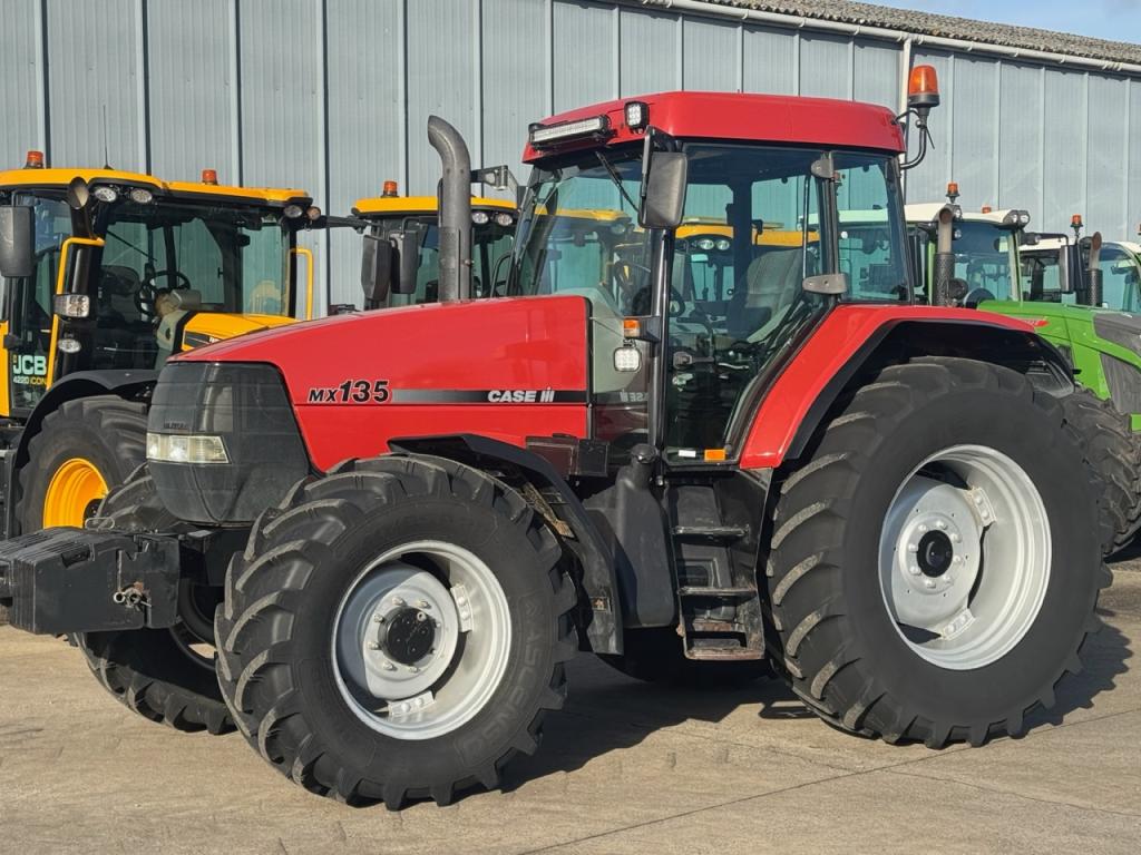 Case MX 135