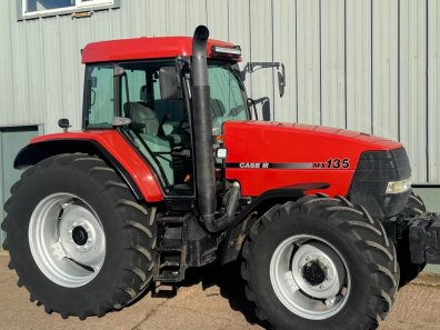 Case MX 135