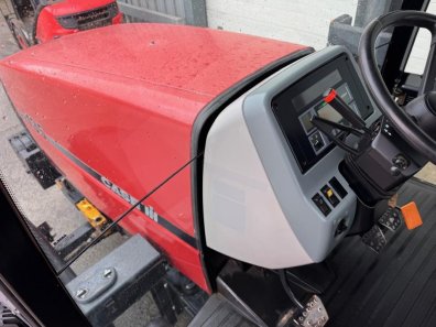 Case MX 135