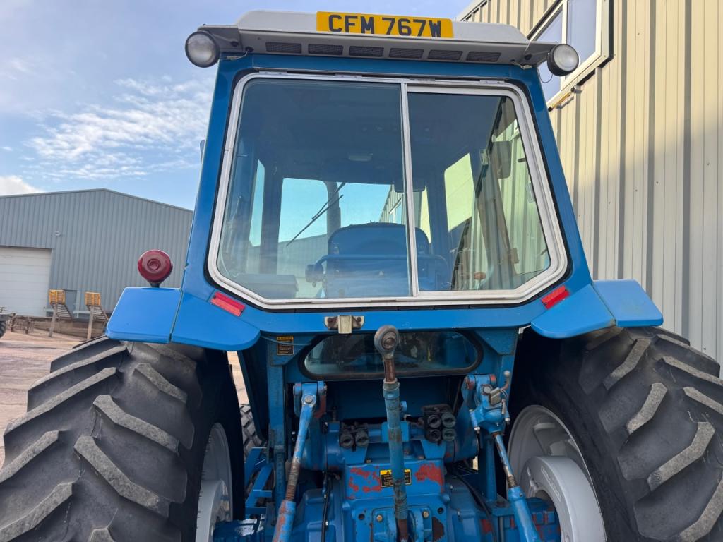 Ford TW30