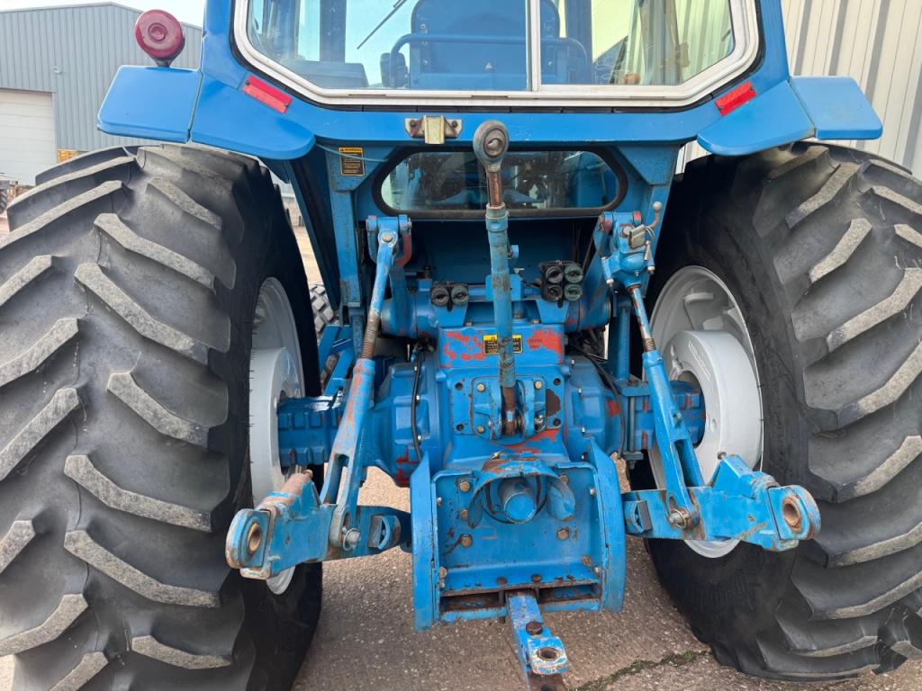 Ford TW30