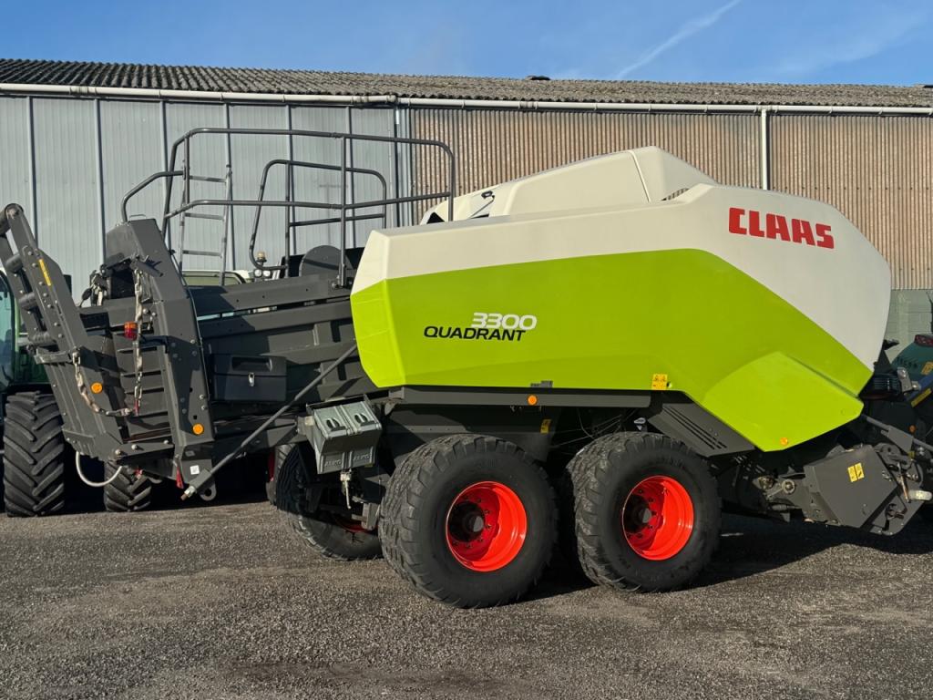 Claas Quadrant 3300 baler