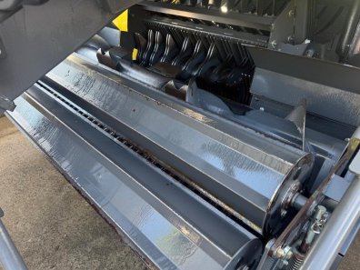 Claas Quadrant 3300 baler