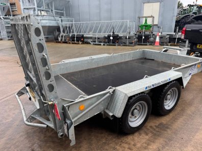 Ifor Williams GH 1054 plant trailer